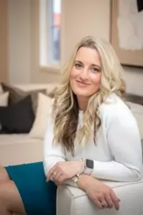 Nickey Calford, London, Real Estate Agent